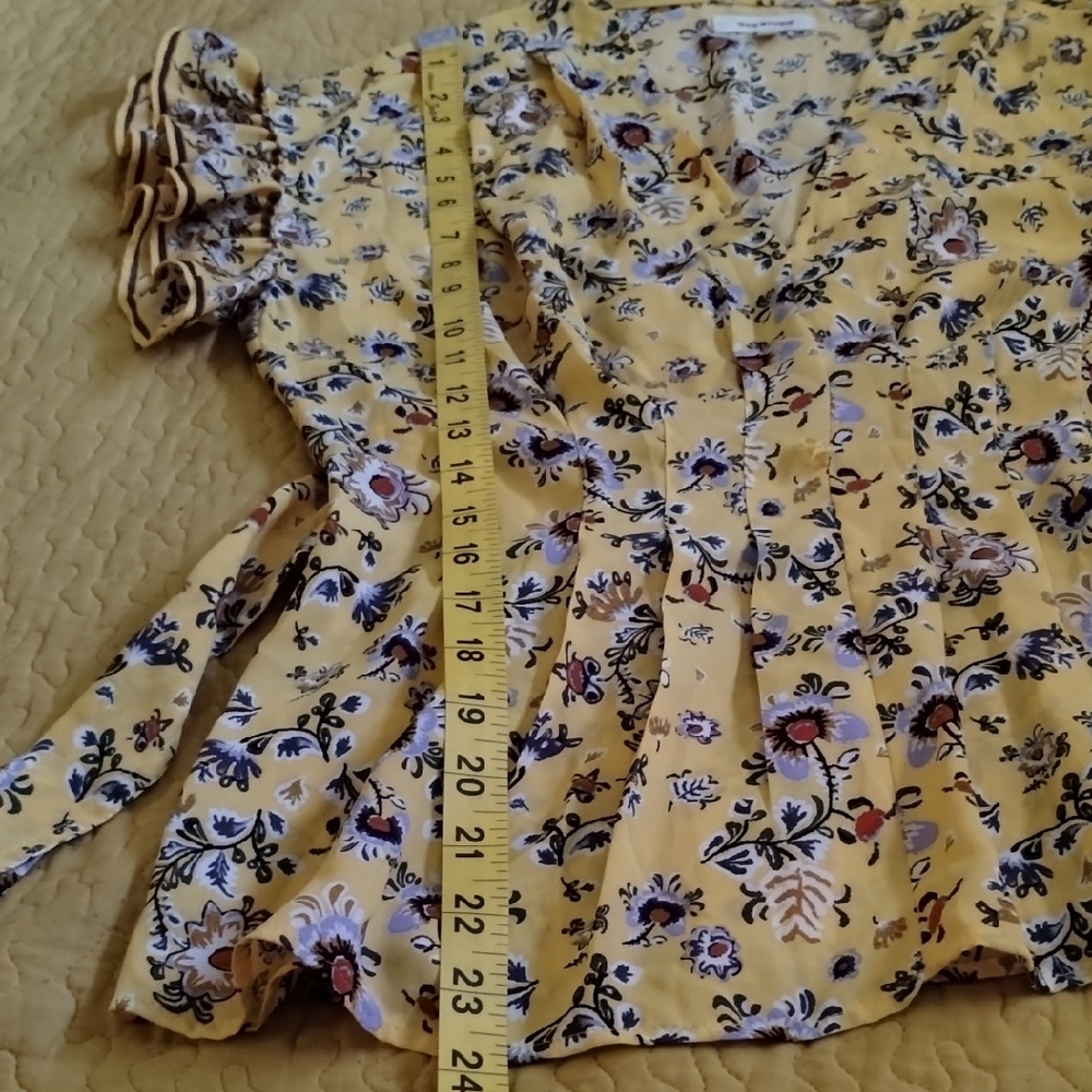 Max Studio Yellow Floral Ruffle Blouse - Picture 10 of 12